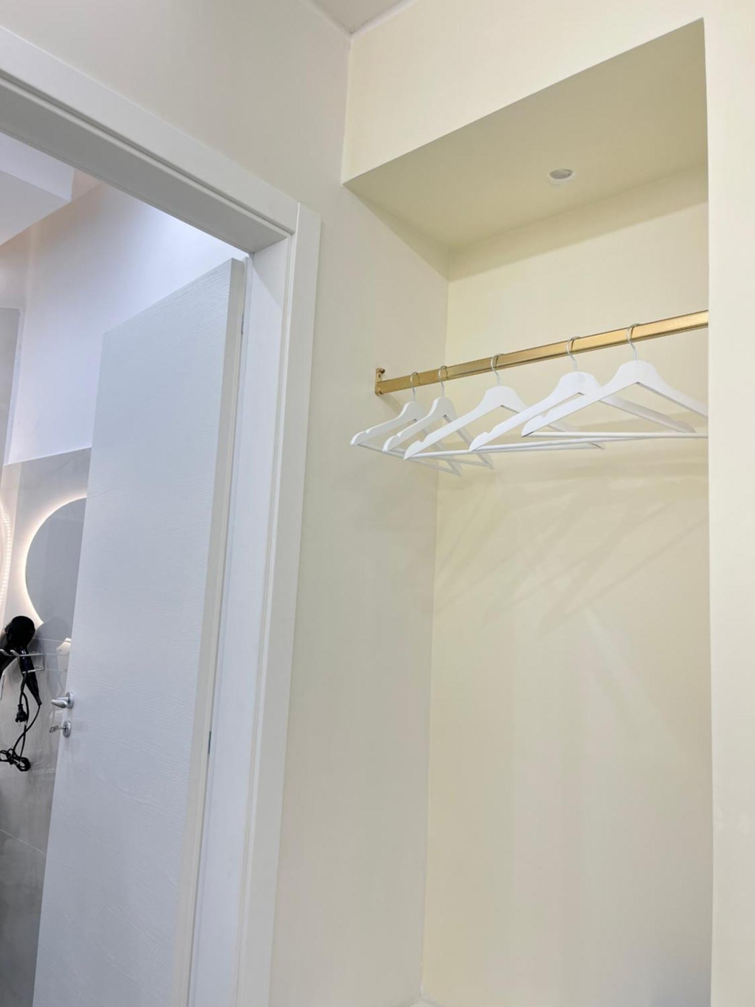 Cloes Rooms Napoli Екстер'єр фото